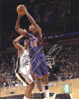 Kurt Thomas Autographed New York Knicks 8x10 Photo 
