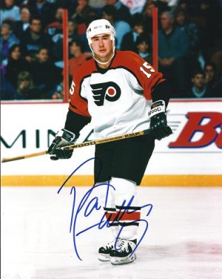 Pat Falloon Autographed Philadelphia Flyers 8x10 Photo
