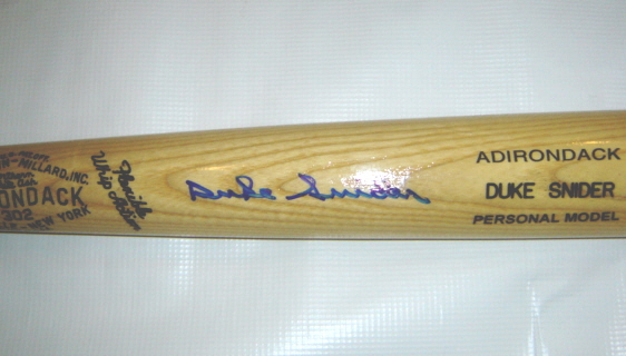 Duke Snider Signed Big Stick Bat
Comes with an Authenticity Hologram and Certificate of Authenticity from The REAL DEAL Memorabilia.

Keywords: DSBat