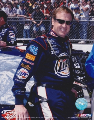 Rusty Wallace Unsigned 8x10 inch Racing Photo
