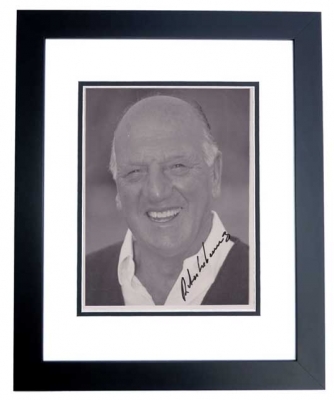 Roberto DeVicenzo Autographed Golf 8x10 Photo BLACK CUSTOM FRAME
