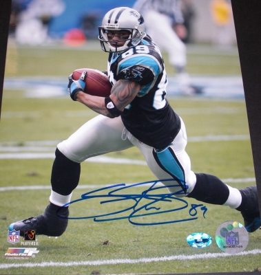 Steve Smith Autographed Carolina Panthers action 8x10 Photo ~ Steve Smith Authenticity
Steve Smith has personally hand signed this Panthers 8x10 photo, with a Blue Sharpie Pen. The autographed Photo comes with The official Steve Smith Authenticity hologram on it and a Certificate of Authenticity (COA) from Steve Smith's exclusive memorabilia company.  This fine item is brought to you by The REAL DEAL Memorabilia, Inc. Get THE REAL DEAL!
Keywords: SS8x10Black