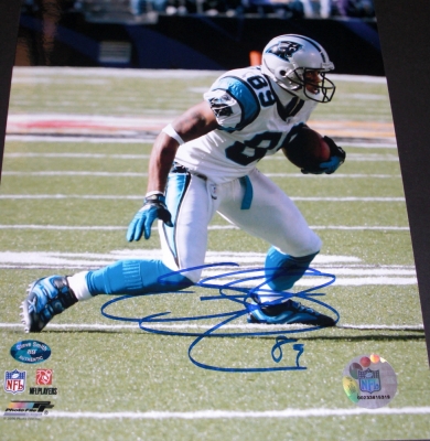 Steve Smith Autographed Carolina Panthers action 8x10 Photo ~ Steve Smith Authenticity
Steve Smith has personally hand signed this Panthers 8x10 photo, with a Blue Sharpie Pen. The autographed Photo comes with The official Steve Smith Authenticity hologram on it and a Certificate of Authenticity (COA) from Steve Smith's exclusive memorabilia company.  This fine item is brought to you by The REAL DEAL Memorabilia, Inc. Get THE REAL DEAL!
Keywords: SS8x10white#2