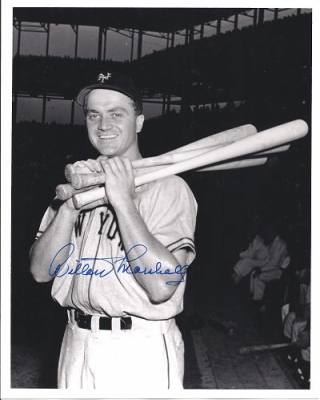 Willard Marshall Autographed New York Giants 8x10 Photo (Deceased)
